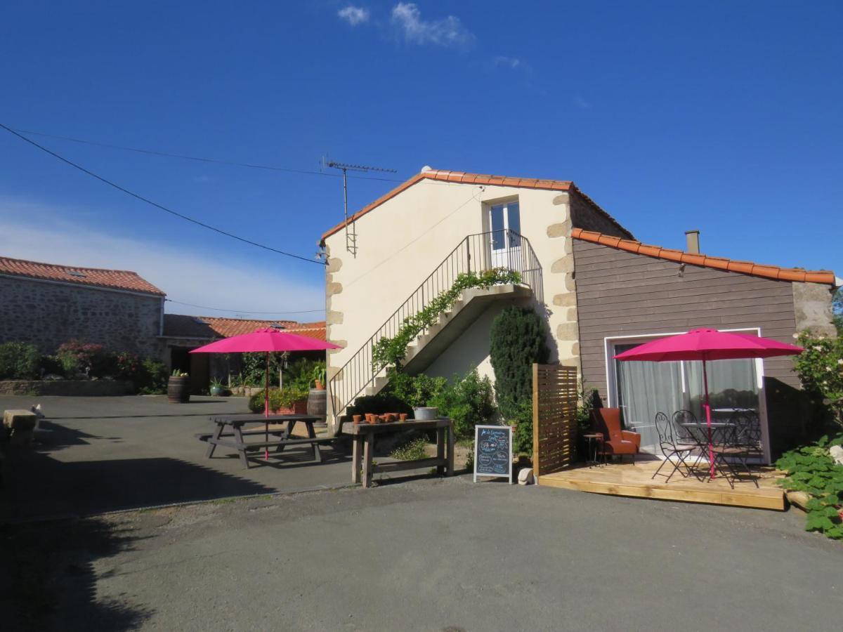 Domaine Des Fees Apartment La Gaubretiere Exterior photo